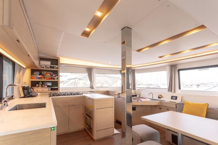 image boat